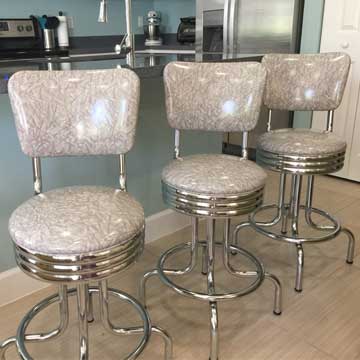 Hongkong Alicia kitchen-1950s American retro kitchen counter and high chrome bar chairs set gallery